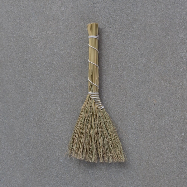 Japanese Rice Straw Broom - XS