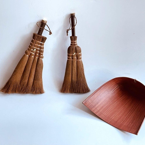 2 Types | Japanese Hemp Palm Handy Broom – Handmade Whisk Broom and Dustpan
