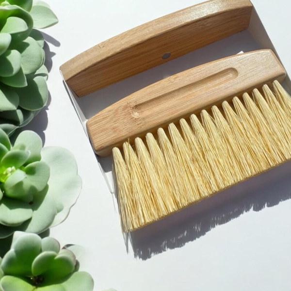 Bamboo Dust Pan With Brush | Home & Office | Gift Idea | Cleaning | Mini Broom and Pan | Plastic Free | Eco-Friendly | Green Living Tool