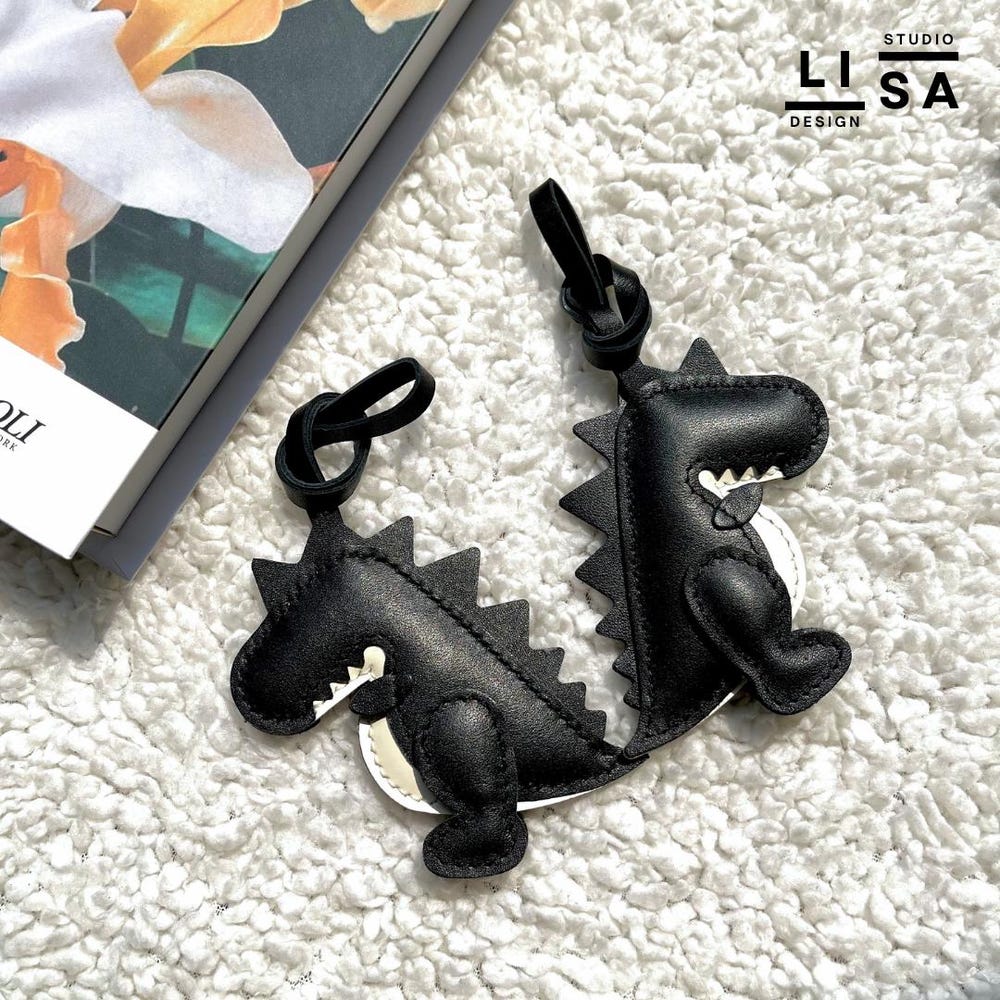 Dinosaur Leather Charm Keychain - Handmade Black Leather Accessory for Bags, Backpacks & Keys, Cute Gift Idea for Personalized Style