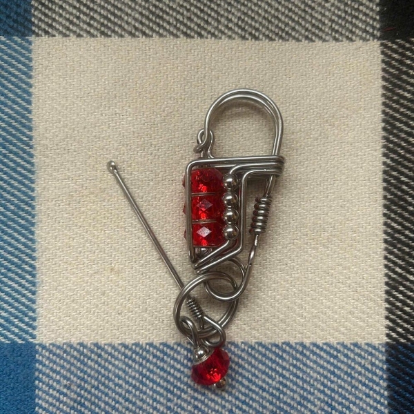 keychain for men, handmade wire wrapped keychain, Handmade stainless steel wire Carabiner keychain - Gifts for boyfriend and truck driver
