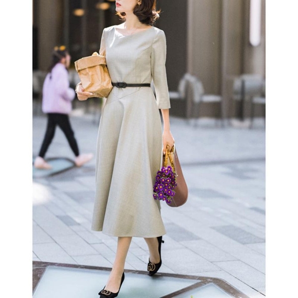 Gray gray 2025 spring and autumn new long-sleeved round neck dress women's spring and autumn fashion temperament high-end long skirt